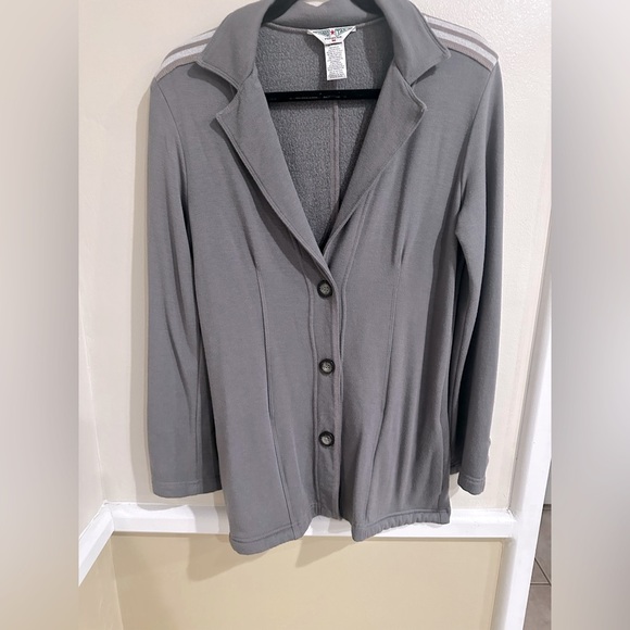 Hard Tail Button Up - Picture 1 of 5